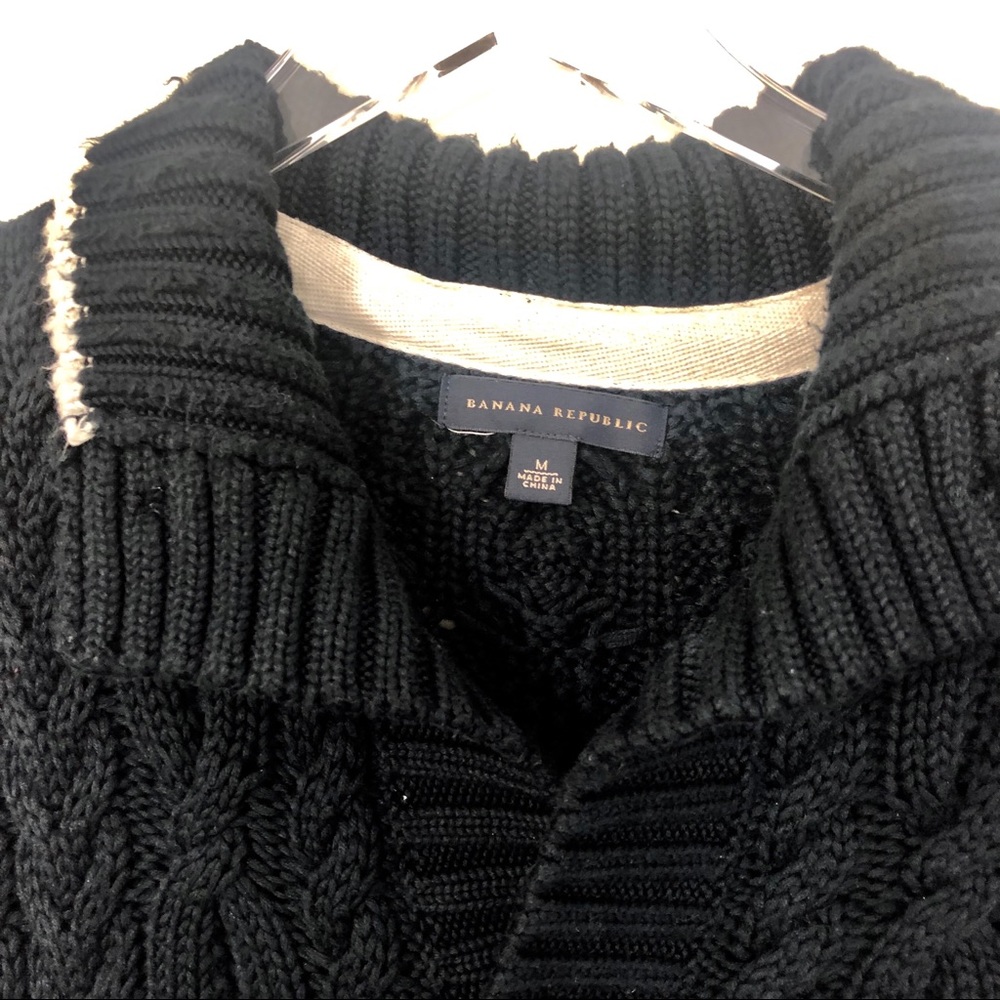 ❌SOLD❌Banana Republic Cable Knit Cardigan Sweater - Picture 4 of 8